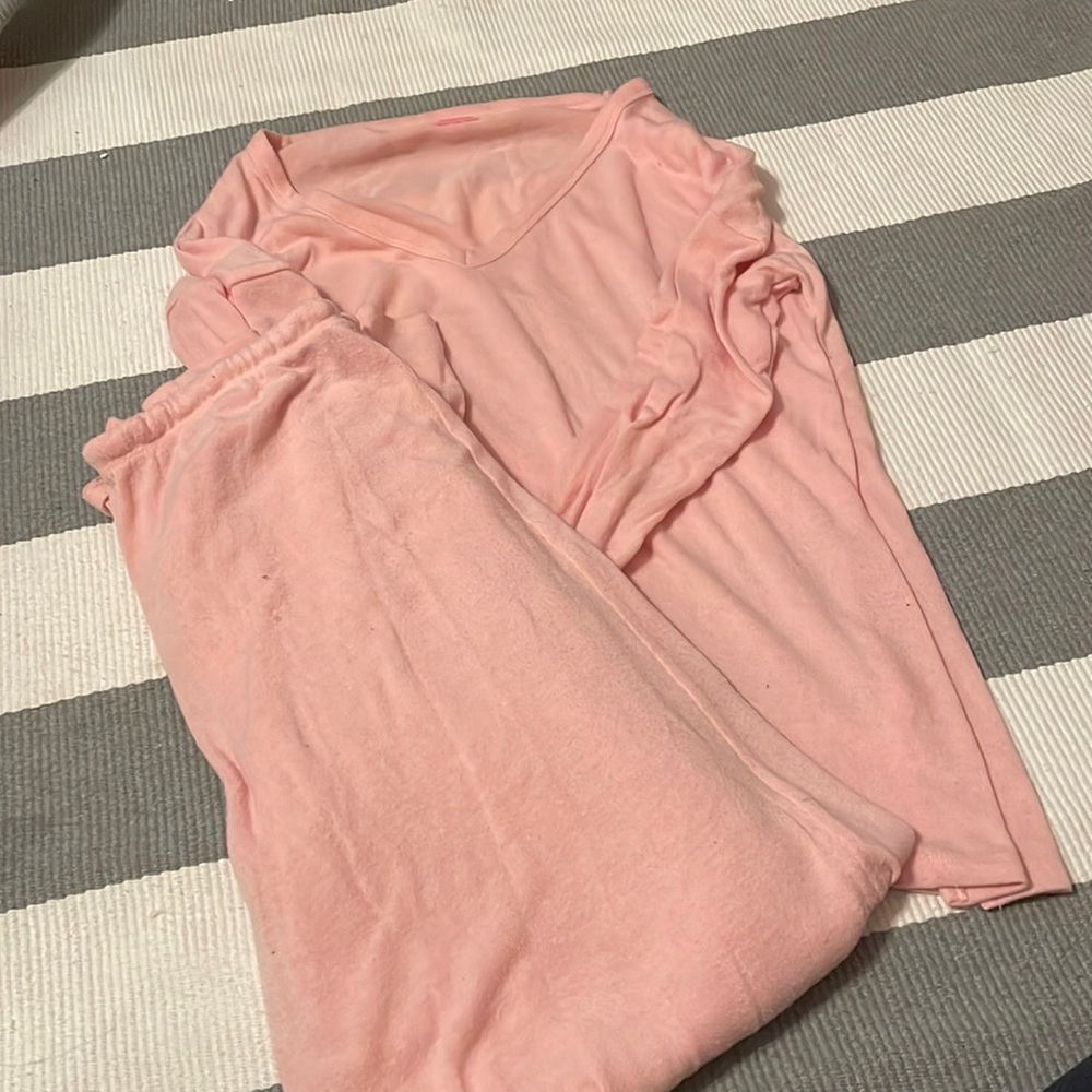 Victoria secret pajama set